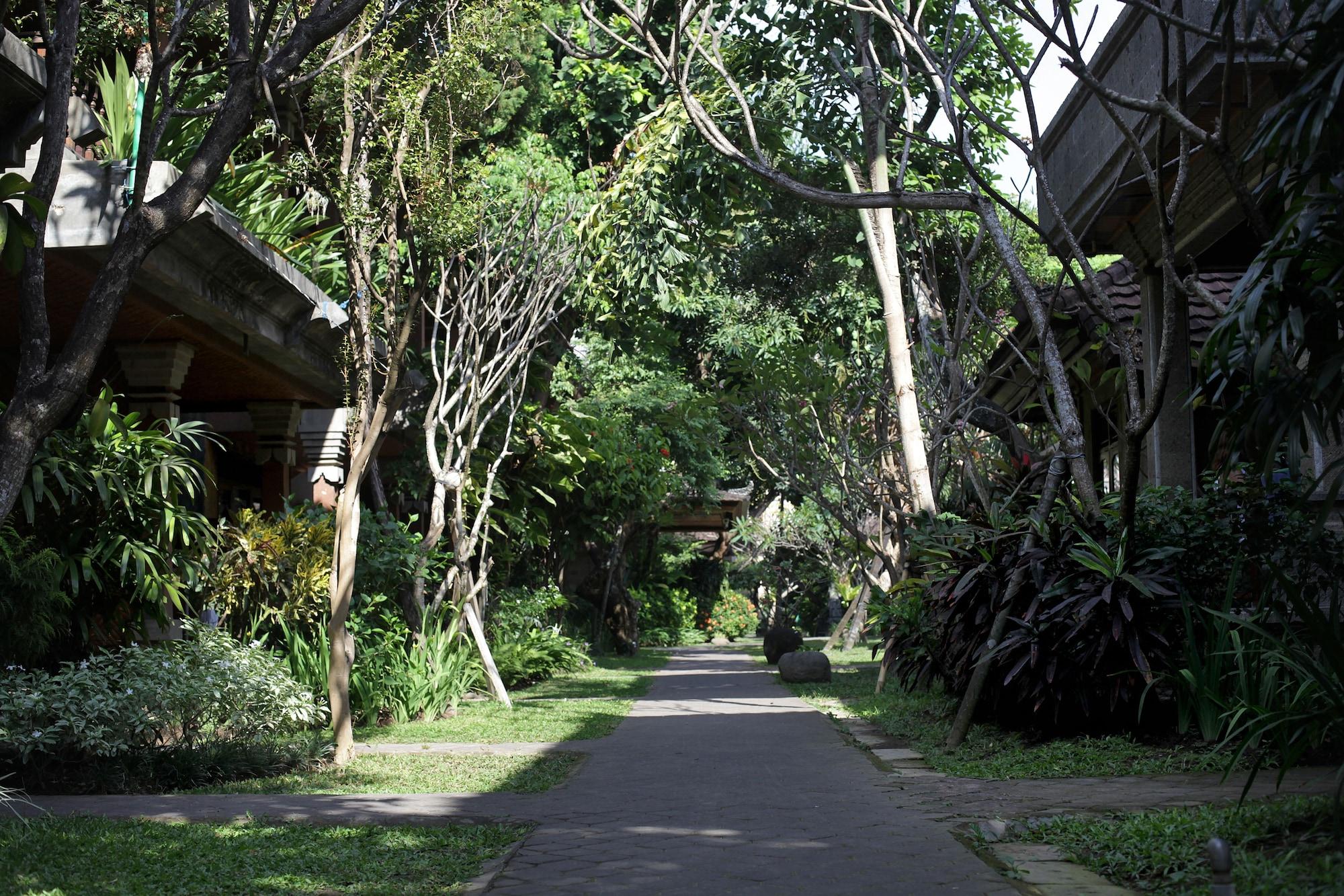 Matahari Bungalow Legian  Exterior photo